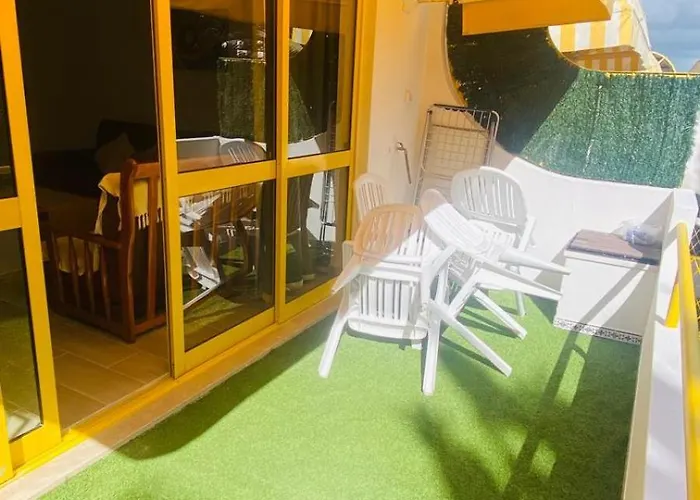 Relaxante Com Terraco E Proximo Da Praia, No 2º Andar Apartament *