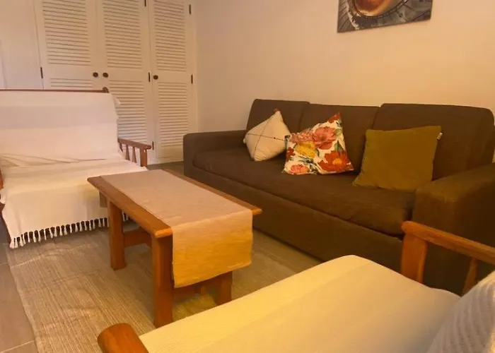 Relaxante Com Terraco E Proximo Da Praia, No 2º Andar