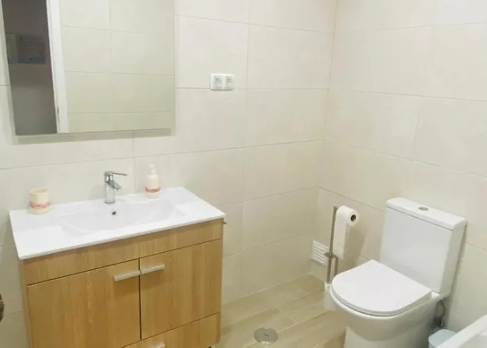 Appartement Relaxante Com Terraco E Proximo Da Praia, No 2º Andar Quarteira